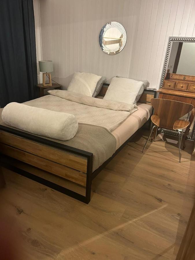 Chez Pipo Bed & Breakfast Conthey Екстериор снимка